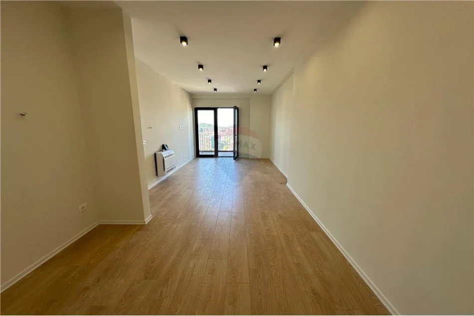 QIRA APARTAMENT 1+1 TIRANA GARDEN BUILDING!