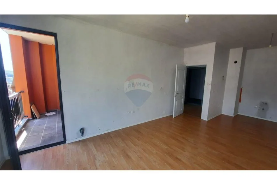 Tirane, shitet apartament 1+1+Ballkon Kati 6, 66 m² 97.500 € (Rruga Xhafize Keko - ASL - Porcelan - Xhamlliku, Albania)