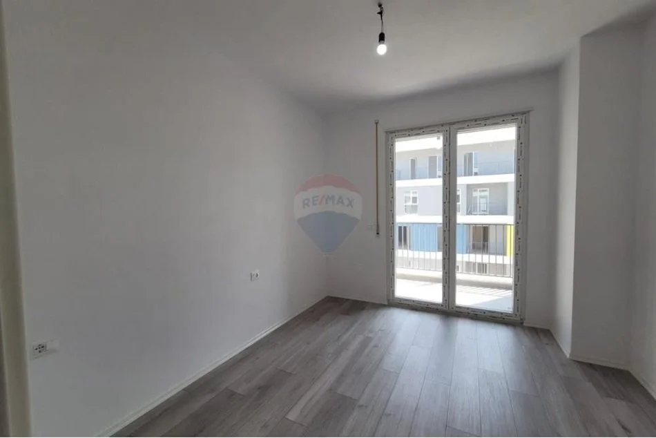 Tirane, shes apartament 2+1 Kati 7, 96 m² 89.000 € (UNIVERS CITY - Autostrada Tiranë-Durrës, Shqipëri)