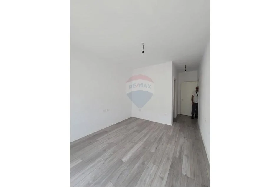 Tirane, shes apartament 2+1 Kati 7, 96 m² 89.000 € (UNIVERS CITY - Autostrada Tiranë-Durrës, Shqipëri)