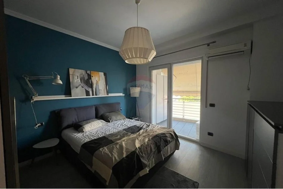 Tirane, shes apartament 1+1 Kati 4, 75 m² 158.000 € (Shkolla e Baletit - Tregu Elektrik, Shqipëri)