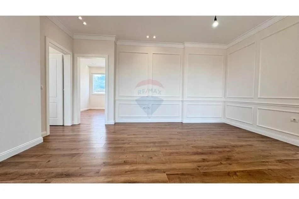 Tirane, shitet apartament 2+1 Kati 10, 93 m² 199.000 € 