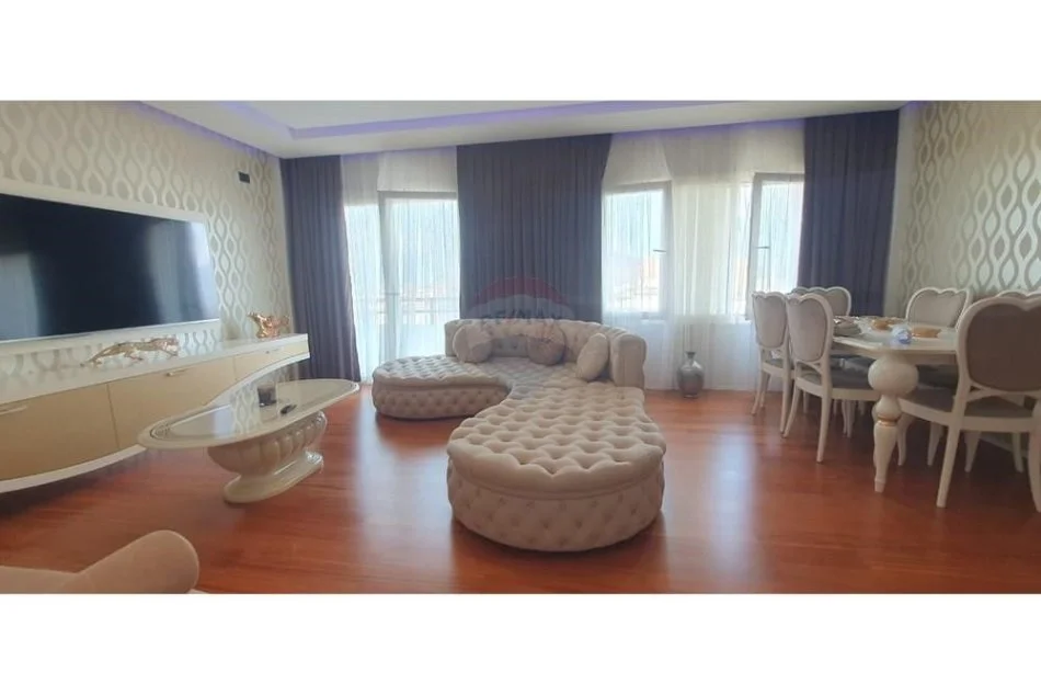 Tirane, jepet me qera apartament 2+1 Kati 5, 135 m² 1.500 € (Apartament 2+1+2 me qira te Kopshti Zoologjik!)