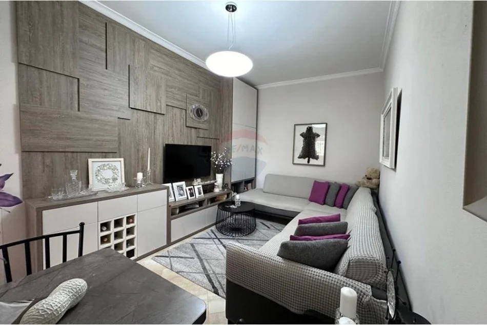 Tirane, shitet apartament 1+1+Aneks+Ballkon Kati 0, 46 m² 86.000 € (Don Bosko - Jordan Misja)