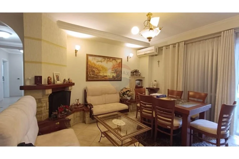 Tirane, shitet apartament 3+1+Aneks+Ballkon Kati 6, 155 m² 325.000 € (Tirana e Re - Sheshi Willson)