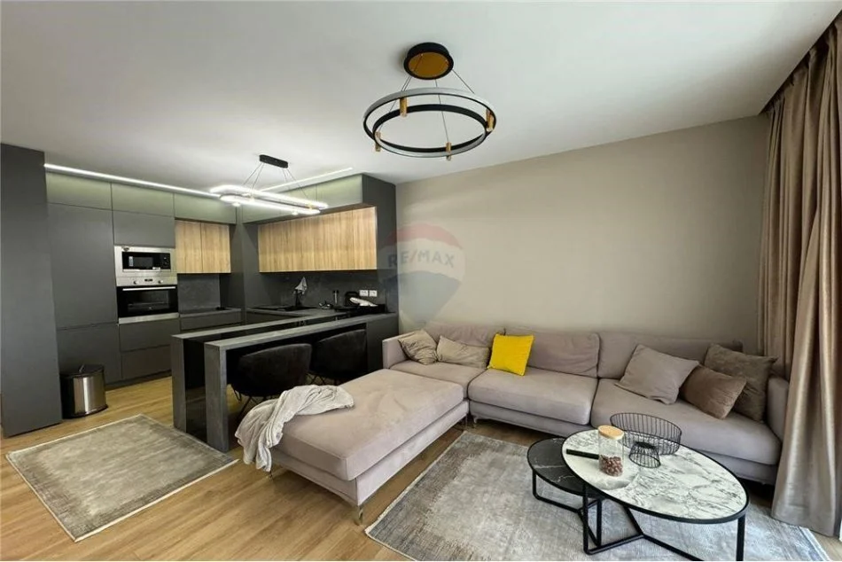 Tirane, shitet apartament 2+1 Kati 3, 103 m² 240.000 € (SHITET APARTAMENT 2+1+2 Tek Kopshti Zoologjik)