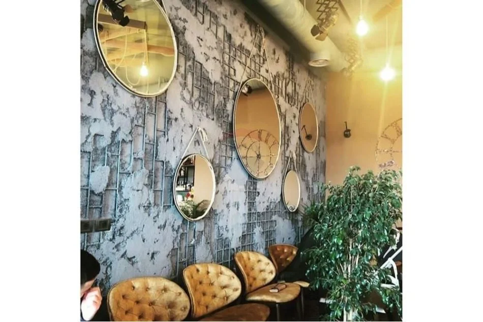 Tirane, jepet me qera lokal Kati 0, 195 m² 1.200 € (BAR KAFE ME QIRA NE YZBERISH!)