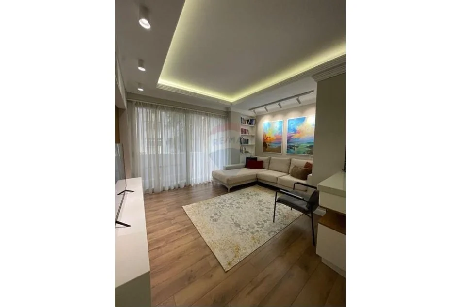 Tirane, jepet me qera apartament 2+1 Kati 2, 83 m² 700 € (Brryli - Rruga Bardhyl,)