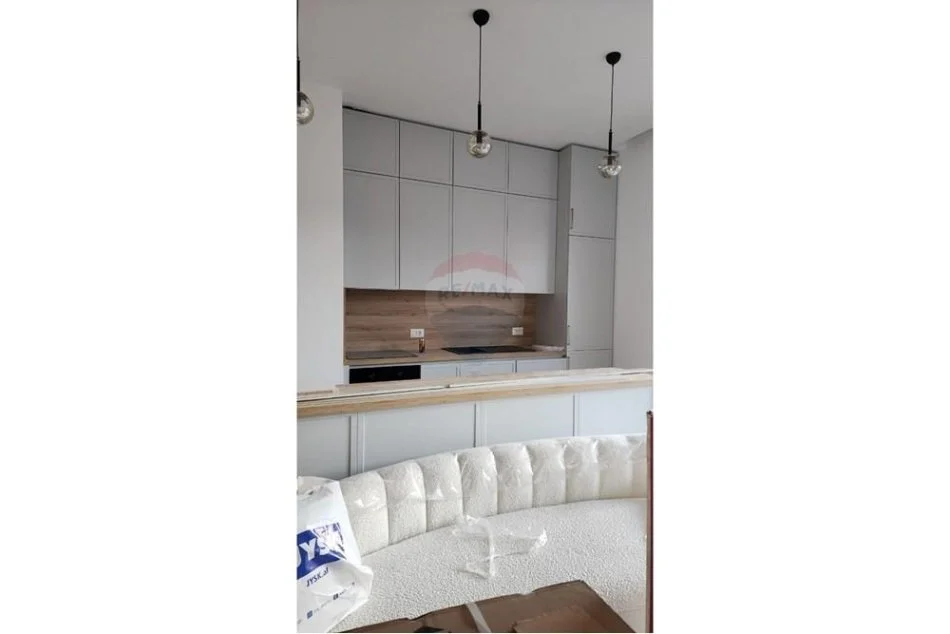 Tirane, jepet me qera apartament 1+1 Kati 6, 75 m² 850 € (Kompleksi Delijorgji -)