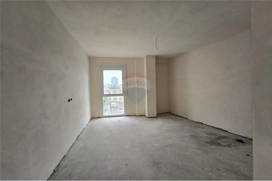 Tirane, shitet apartament 2+1+Ballkon Kati 5, 118 m² 154.200 € (BLV I RI)