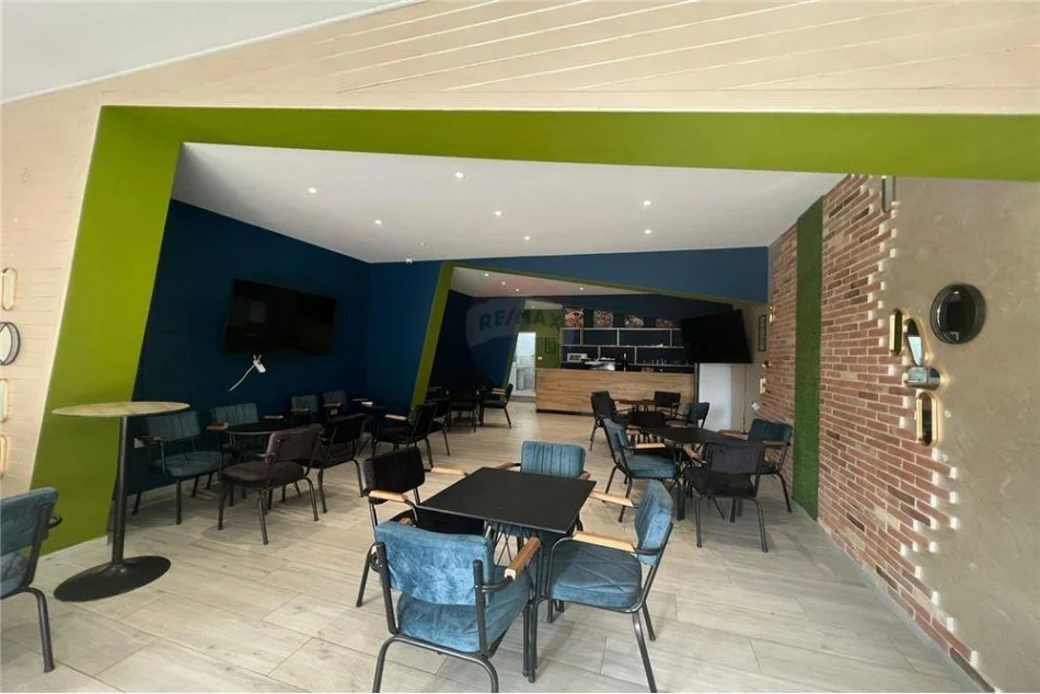 Tirane, jepet me qera lokal Kati 0, 120 m² 1.000 € (Rruga Sali Butka - Rruga e Kavajës, Shqipëri)