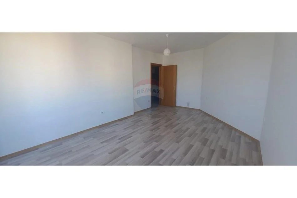 Tirane, shitet apartament 2+1 Kati 7, 109 m² 130.000 € (yzberisht)