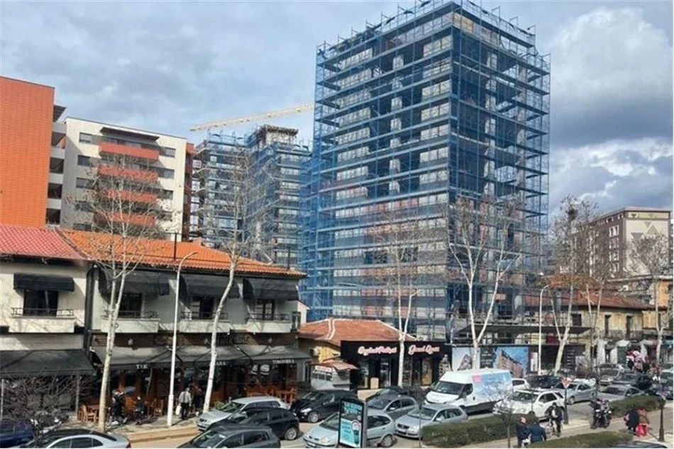 Tirane, shitet apartament 1+1 Kati 4, 80 m² 205.000 € (Galeria Roma - Rruga e Kavajës, Shqipëri)