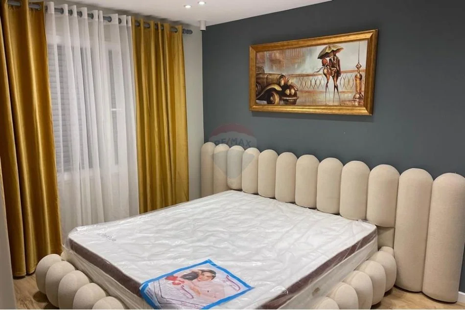 Tirane, jepet me qera apartament 1+1 Kati 5, 44 m² 850 € (Bllok, Shqipëri)