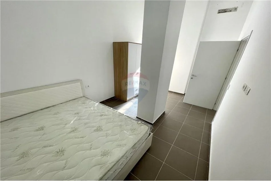 Tirane, shitet apartament 1+1 Kati 1, 53 m² 105.000 € (Rruga Artan Lenja - Kompleksi “Magnet-Kontakt” - Kompleksi Kontakt, Shqipëri)