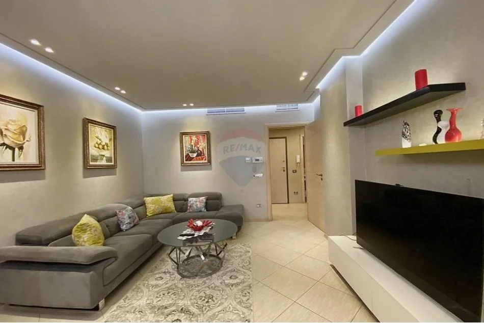 Tirane, shitet apartament 2+1 Kati 5, 104 m² 225.000 € (Rruga e Dibrës, Shqipëri)