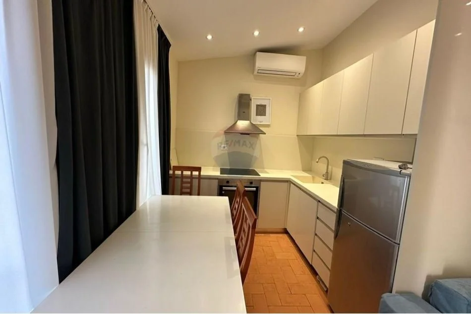 Tirane, jepet me qera 2+1 Kati 3, 85 m² 600 € (Myslym Shyri, Shqipëri)