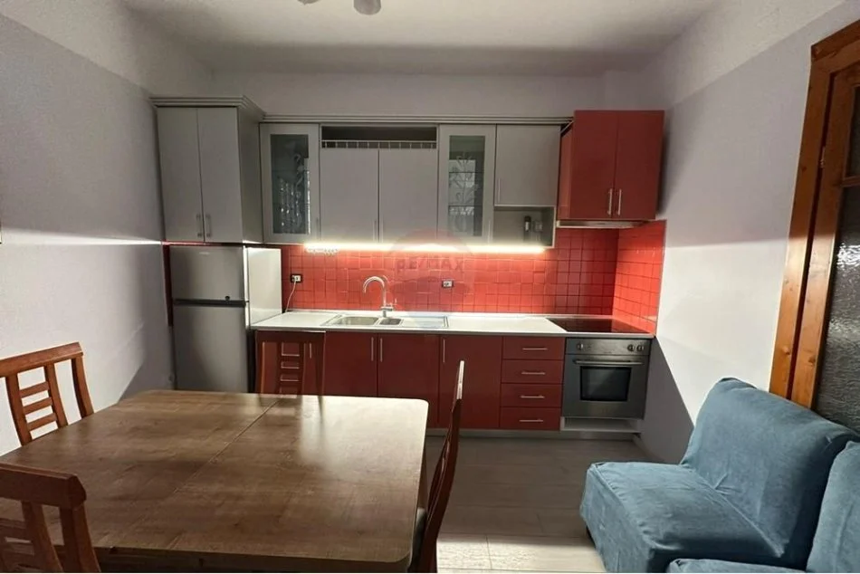 Tirane, jepet me qera apartament 2+1 Kati 2, 85 m² 600 € (Myslym Shyri, Shqipëri)
