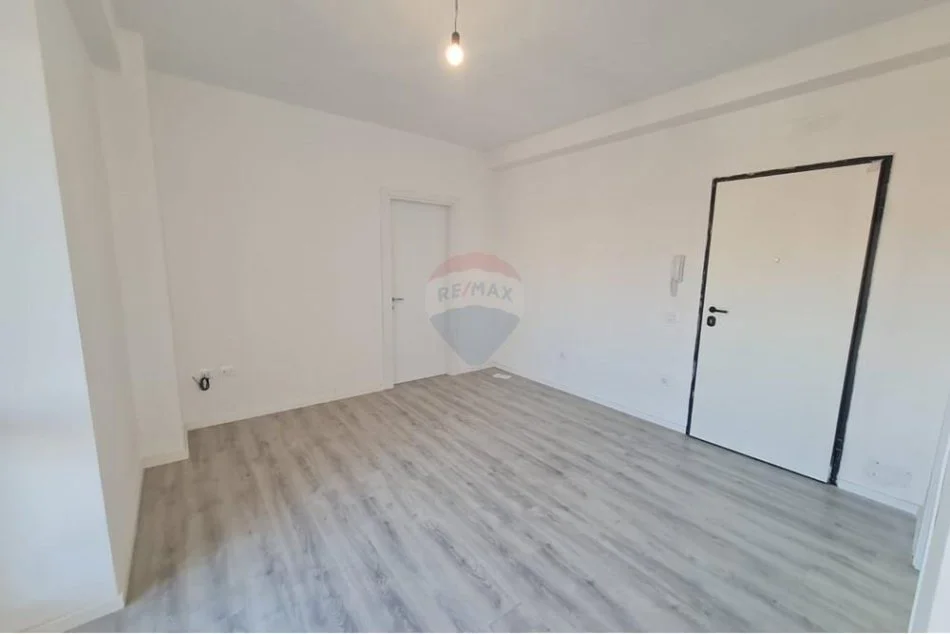 Tirane, jepet me qera apartament 1+1 Kati 2, 56 m² 600 € (Myslym Shyri, Shqipëri)