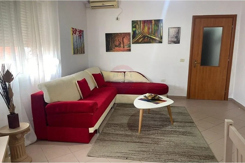Tirane, jepet me qera apartament 1+1 Kati 6, 60 m² 600 € (Rruga e Bogdaneve,)