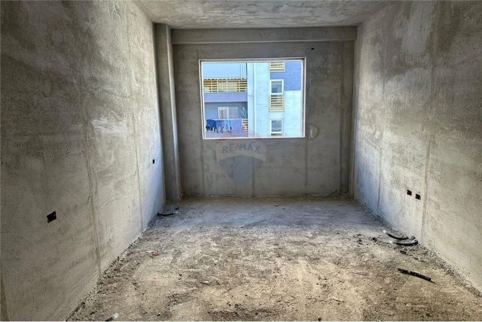 Tirane, shitet apartament 1+1 , 82 m² 120.000 € (dritan hoxha - Laprakë,)