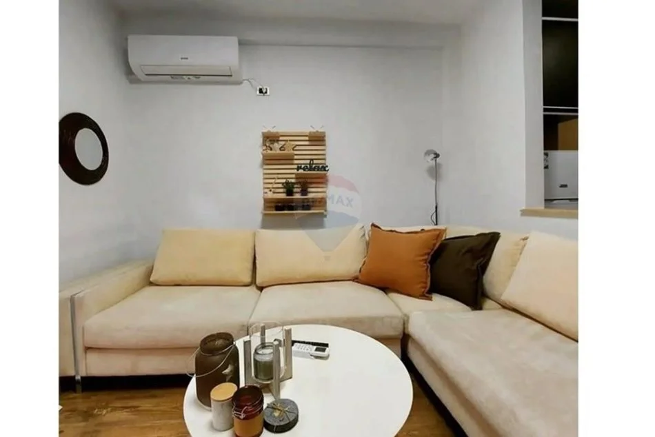 Tirane, jepet me qera apartament 1+1 , 72 m² 600 € (Rruga e Dibrës - Selvia)