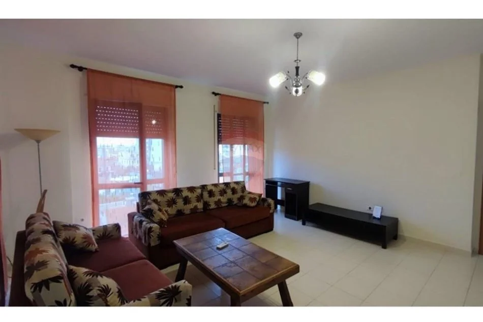 Tirane, jepet me qera 2+1 Kati 5, 97 m² 550 € (Pazari i Ri, Shqipëri)