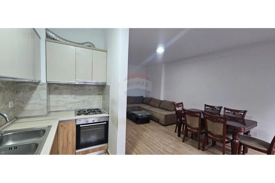 Tirane, jepet me qera apartament 1+1 Kati 3, 90 m² 500 € (Tregu i Madh - Rruga 5 Maji, Shqipëri)