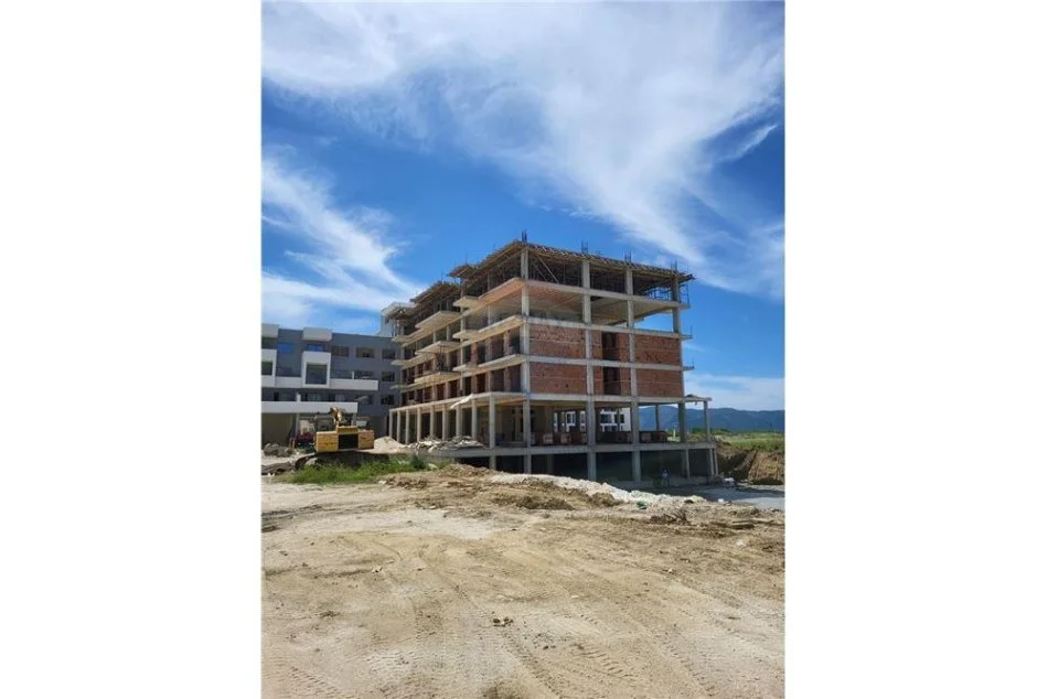 Radhime - Orikum, shitet apartament 2+1 , 76 m² (Orikum)