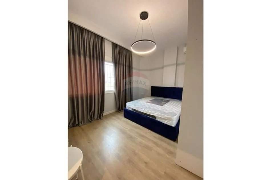 Tirane, jepet me qera apartament 2+1 Kati 1, 65 m² 650 € (JEPET AP 2+1 PER QERA TE INXHINIERIA E NDERTIMIT)