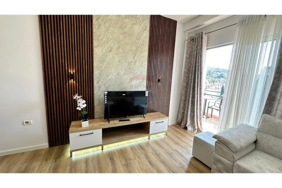 Tirane, shitet apartament 1+1 Kati 5, 64 m² 95.000 € (Rr. Misto Mame)