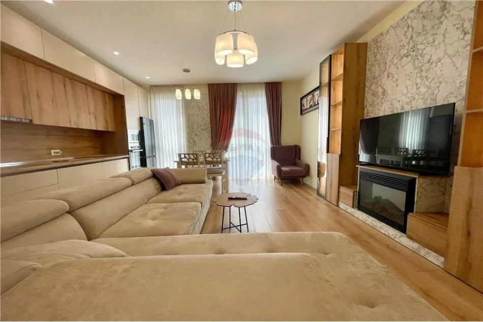 Tirane, jepet me qera apartament 2+1 Kati 5, 102 m² 800 € (5 maji)