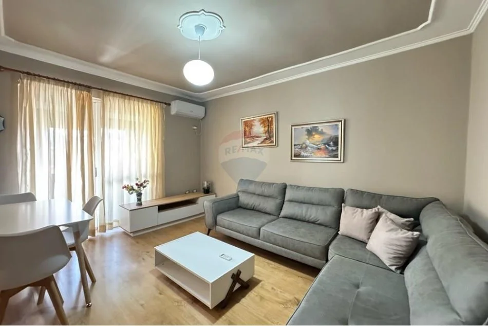 Tirane, shitet apartament 3+1 Kati 5, 78 m² 135.000 € (Selite)
