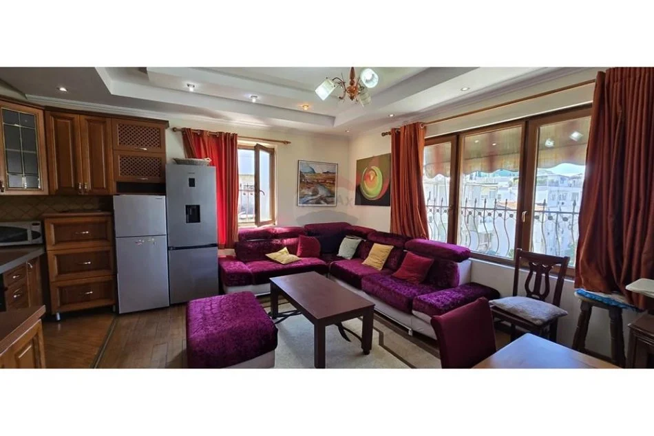 Tirane, jepet me qera apartament 2+1 Kati 6, 85 m² 600 € (vasil shanto)