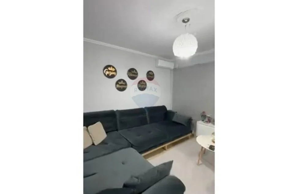 Tirane, shitet apartament 1+1 Kati 2, 73 m² 130.000 € (Rr. Jordan Misja)