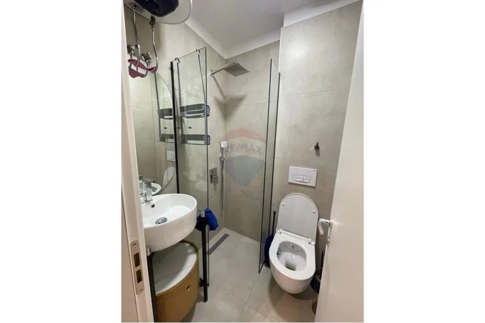 Tirane, jepet me qera apartament 1+1 Kati 5, 44 m² 500 € 