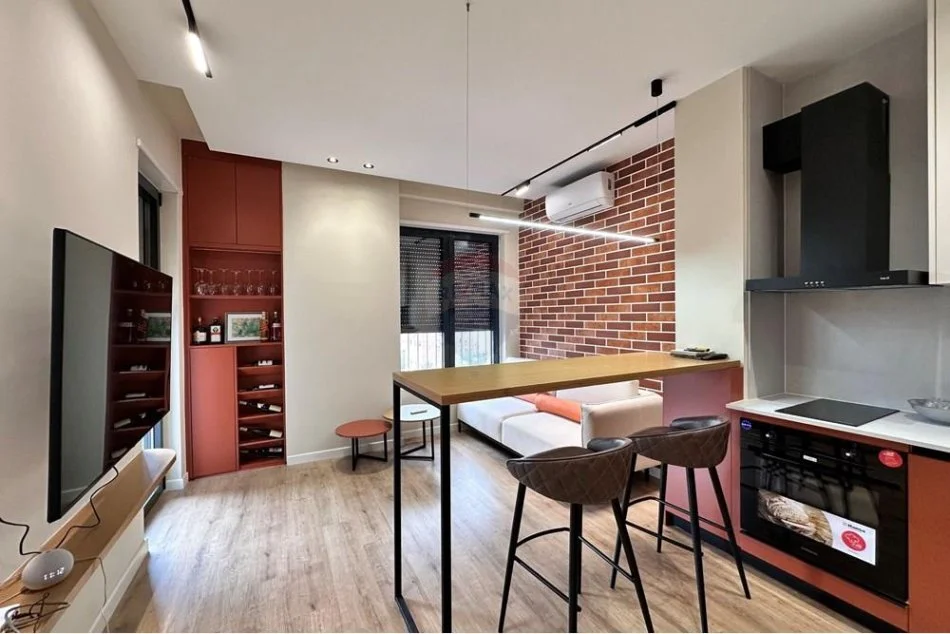 Tirane, jepet me qera apartament 1+1+Ballkon , 60 m² 650 € 