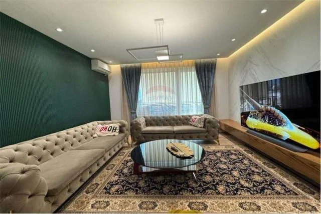 Tirane, jepet me qera apartament 2+1+A+BLK Kati 7, 135 m² 1.000 Euro (rruga Durresit)