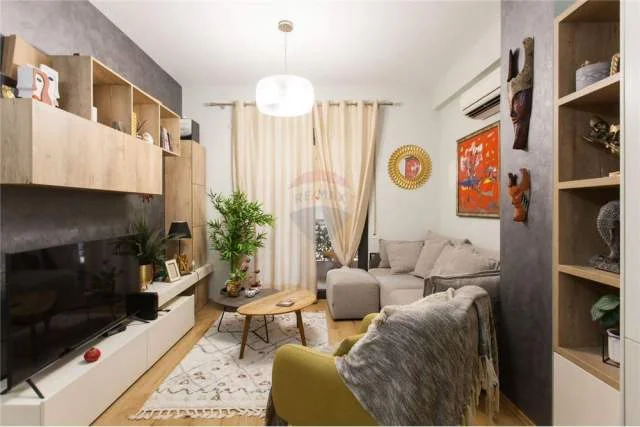 Tirane, jepet me qera apartament 1+1+A Kati 2, 73 m² 600 Euro (Tefta Tashko)