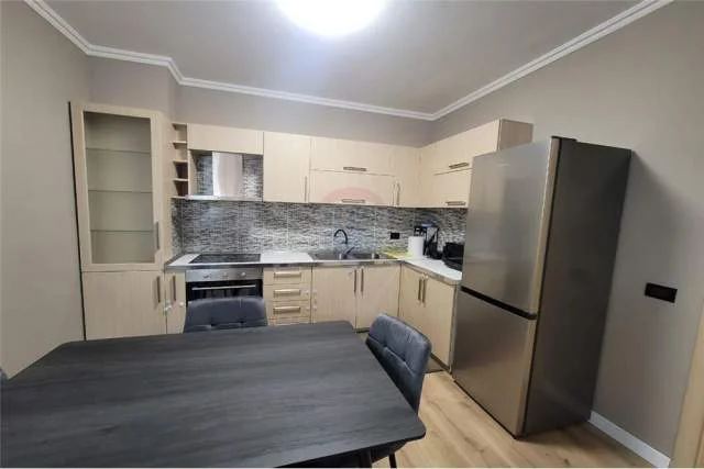 Tirane, jepet me qera apartament 2+1+A+BLK Kati 7, 129 m² 650 Euro (Don Bosko)