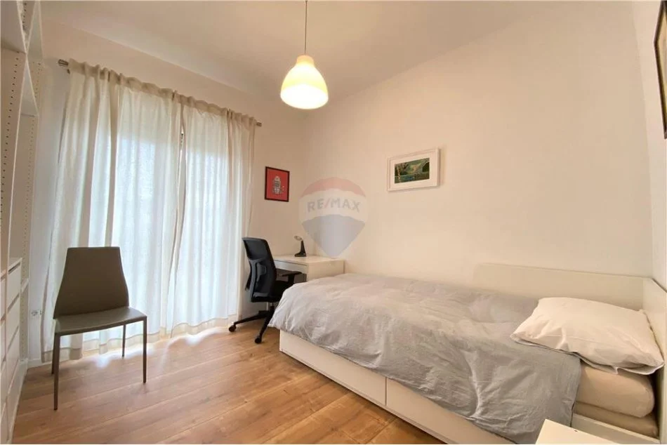 Super apartament 2+1+ depo+ post parkimi me qira tek Liqeni i Thate!