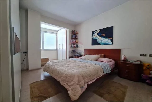 Tirane, jepet me qera apartament 2+1+A+BLK Kati 10, 143 m² 1.300 Euro (bulevardi zogu i 1)