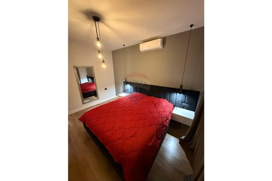 Tirane, jepet me qera apartament 1+1 Kati 11, 80 m² 700 € (Kika 2)