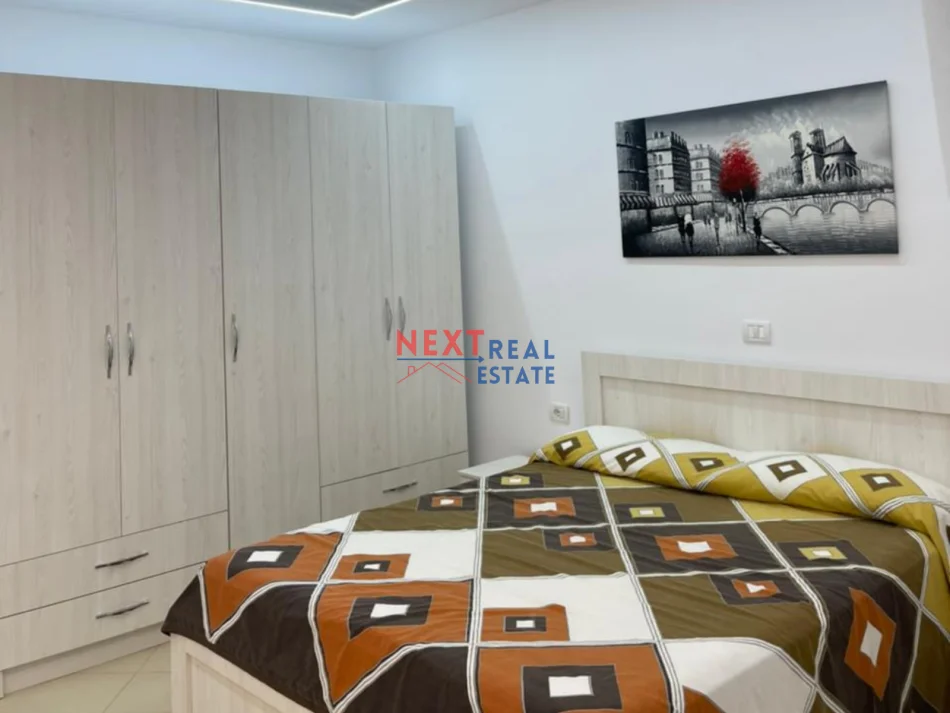 Vlore, shitet apartament 1+1+Ballkon , 60 m² 106.000 € (SARANDE)