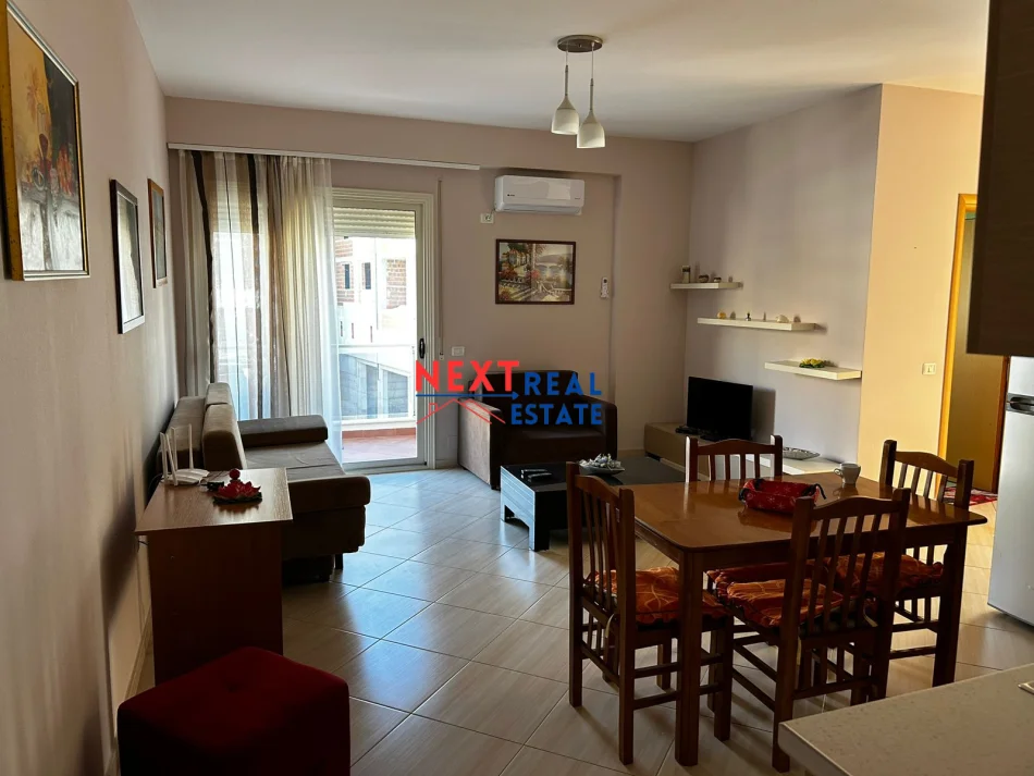 JEPET ME QERA AFATGJATE APARTAMENT 1+1 ME PAMJE NGA DETI NE LUNGOMARE