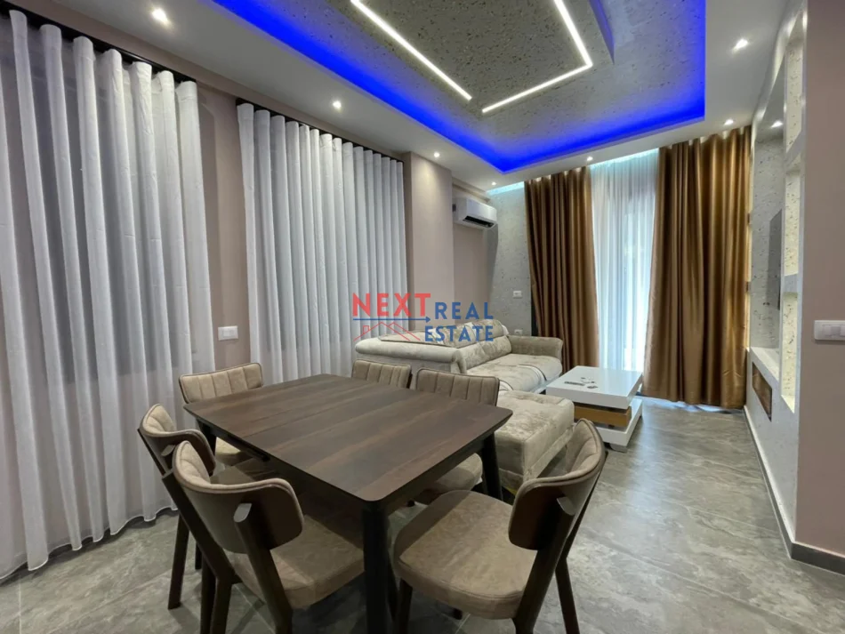 Vlore, jepet me qera apartament 1+1+Ballkon , 500 € (UJE IU FTOHTE)