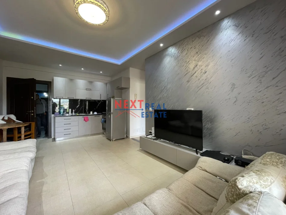 REZERVO PRONEN VETEM ME 500€! Vlore, shitet apartament 1+1+Ballkon , 58 m² 108.000 €