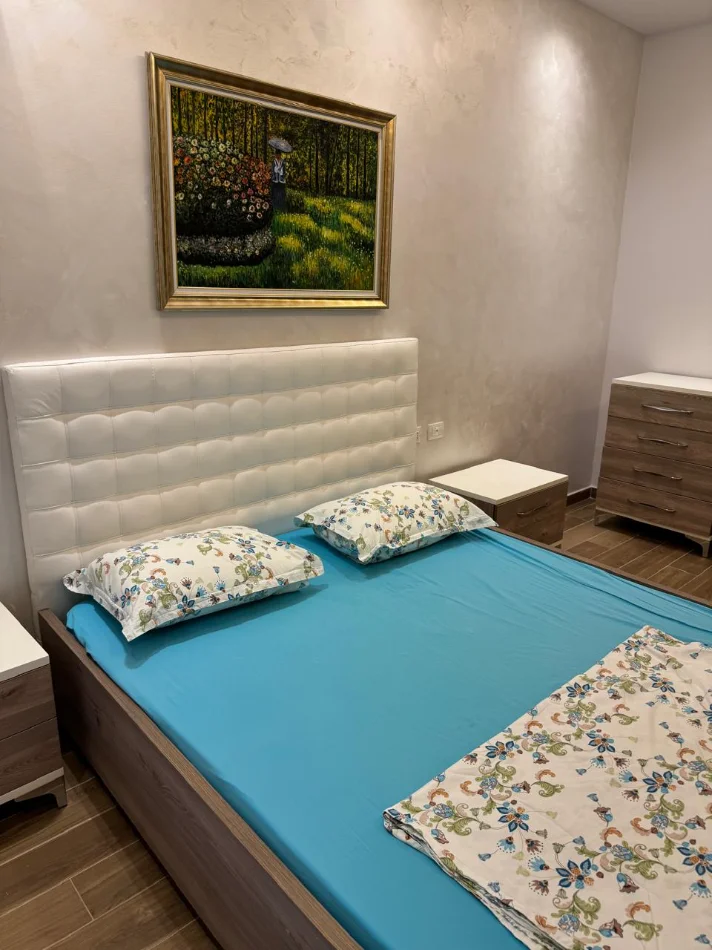 Tirane, jepet me qera apartament 2+1+Aneks+Ballkon Kati 4, 90 m² 600 € (YZBERISHT KOMPLEKSI GOLDEN PARK)