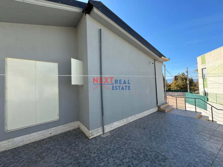 Vlore, shitet shtepi 1 Katshe , 300 m² 285.000 € (CENTRALE)