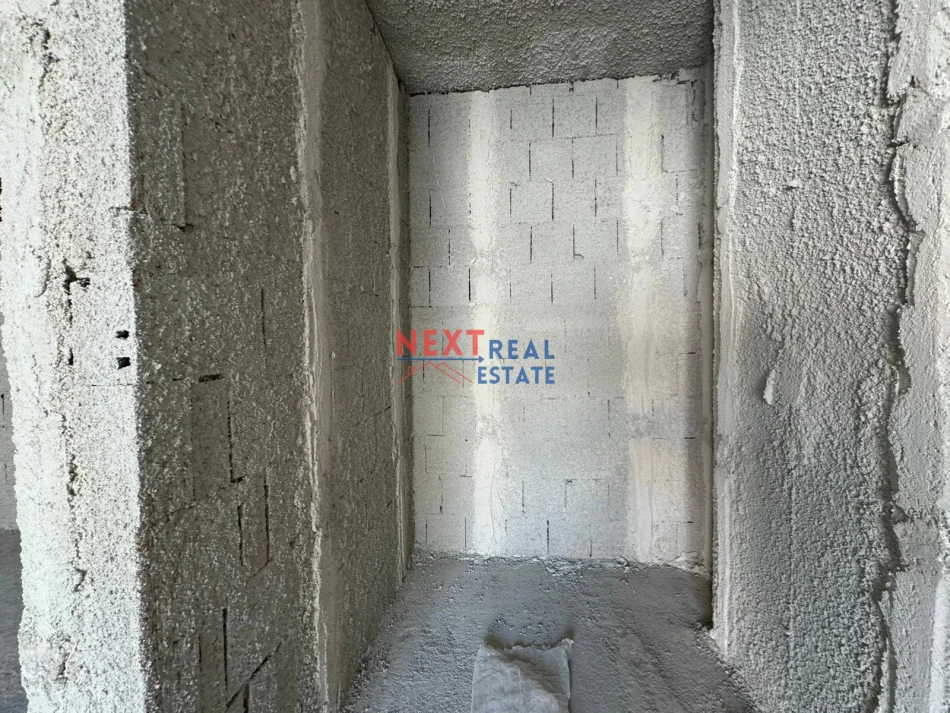 REZERVO PRONEN VETEM ME 500€! Vlore, shitet apartament 2+1+Ballkon Kati 3, 115 m² 115.000 € (SHKOLLA E MUZIKES)